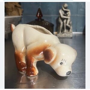 Vintage McFarland style puppy planter